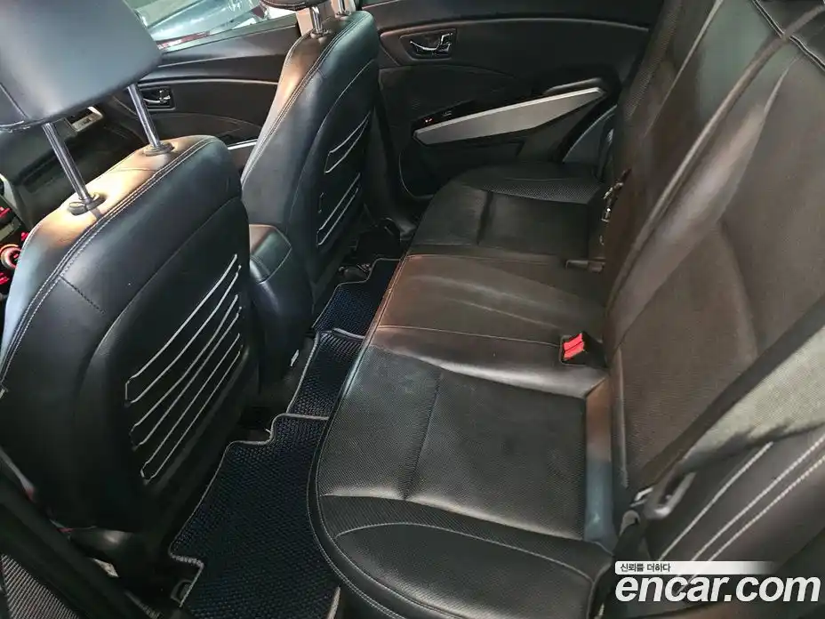 SsangYong TIBOLI 2015 1.6 Автомат в Москве № 645885, фото 11