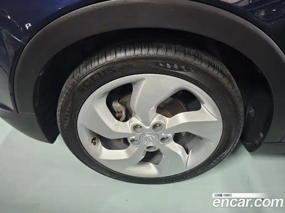 SsangYong TIBOLI 2015 1.6 Автомат в Москве № 645885, фото 16