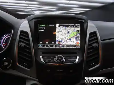 SsangYong Korando 2016 2.2 Автомат в Москве № 645900, миниатюра 12