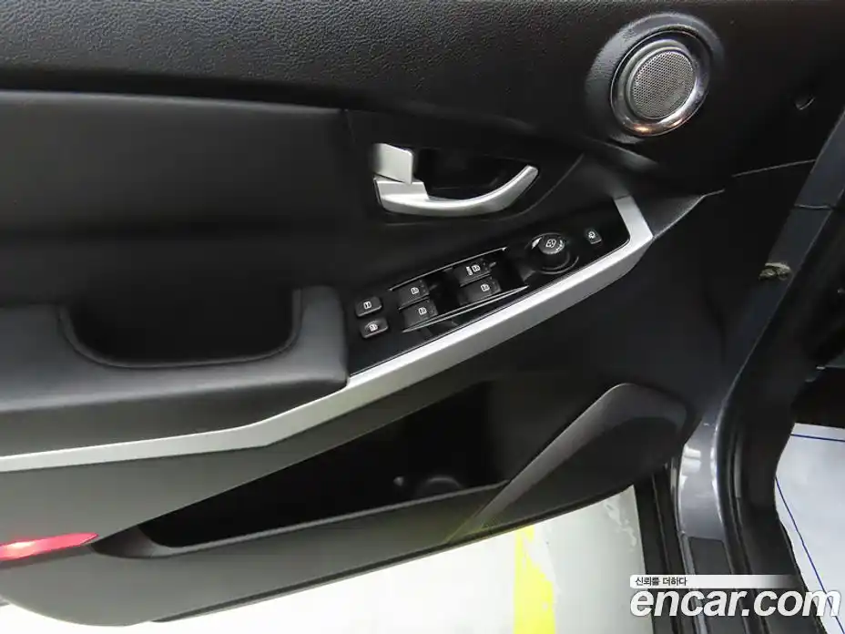 SsangYong Korando 2016 2.2 Автомат в Москве № 645900, фото 13