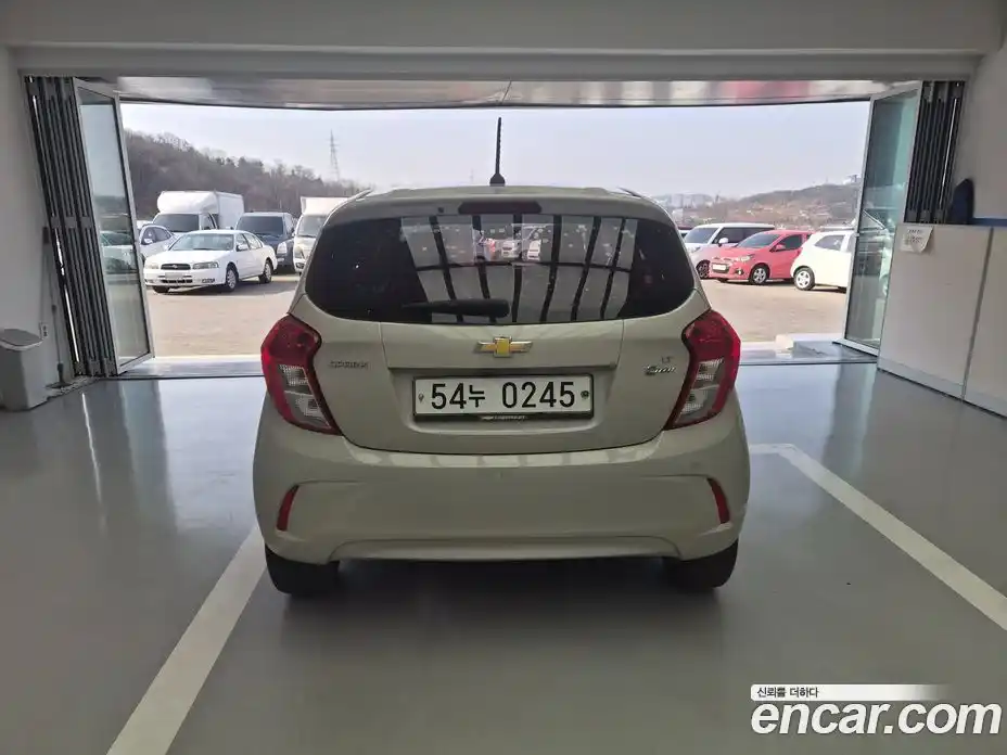 Chevrolet Spark 2016 1.0 Автомат в Москве № 646727, фото 3