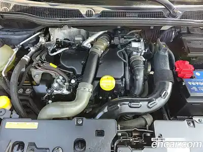 Renault QM3 2017 1.5 Автомат в Москве № 646836, миниатюра 5