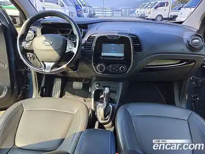 Renault QM3 2017 1.5 Автомат в Москве № 646836, миниатюра 8
