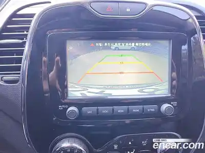 Renault QM3 2017 1.5 Автомат в Москве № 646836, миниатюра 10