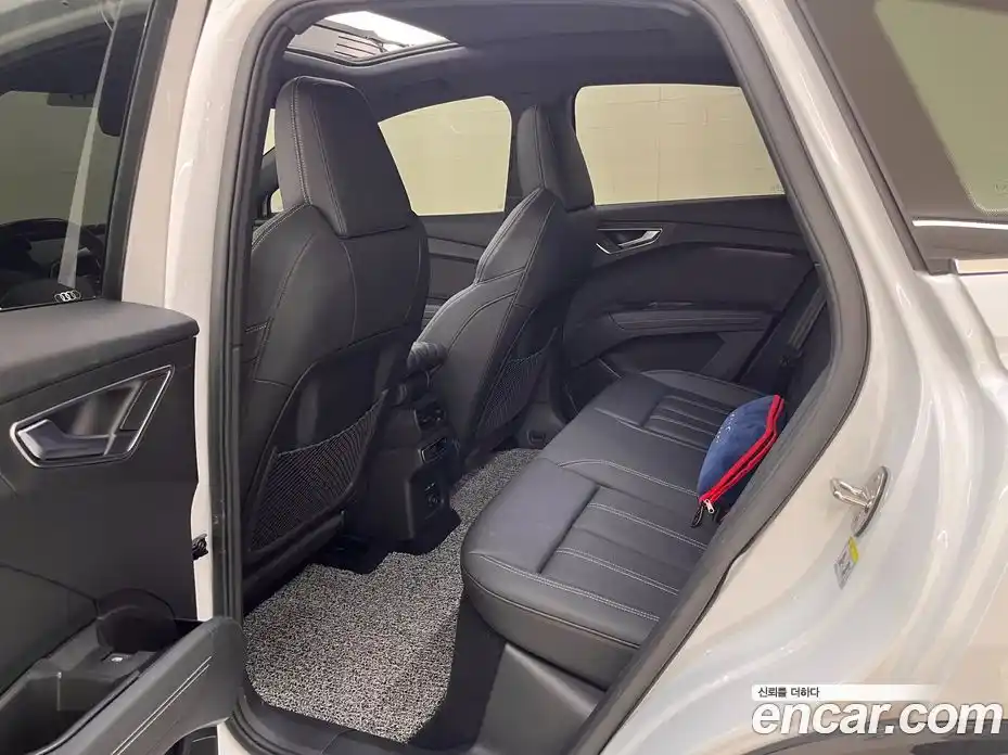 Audi Q4 e-tron 2022 0.1 Автомат в Москве № 647135, фото 13