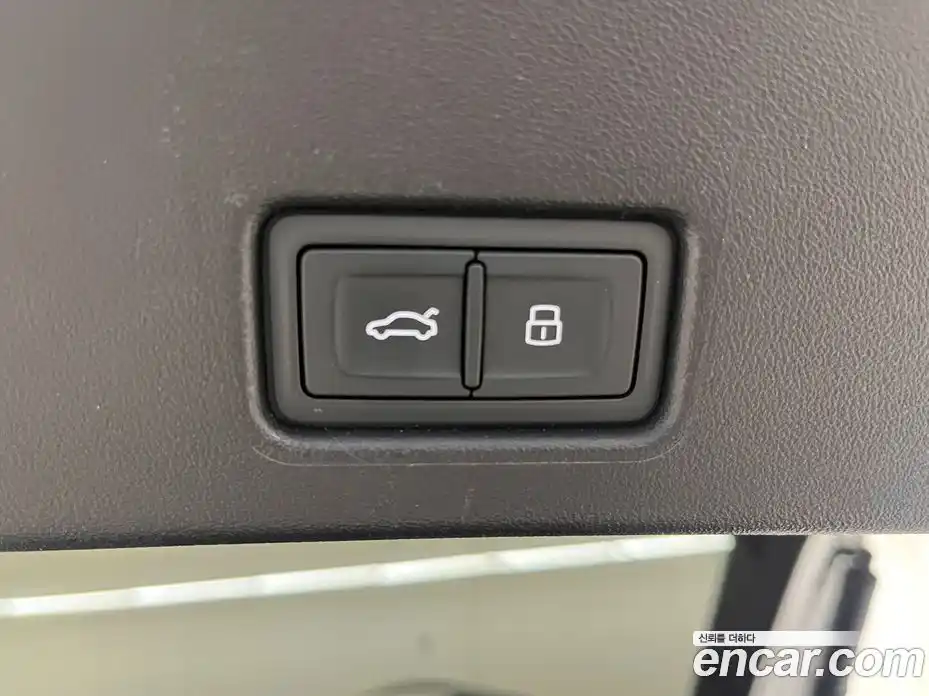 Audi Q4 e-tron 2022 0.1 Автомат в Москве № 647135, фото 18