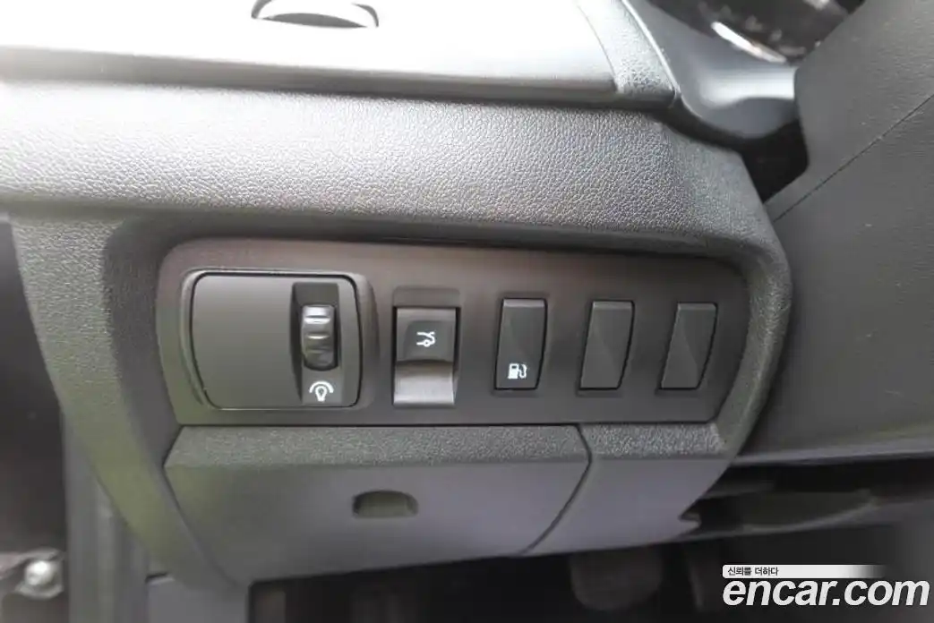 Renault SM3 2011 1.6 Автомат в Москве № 647290, фото 17