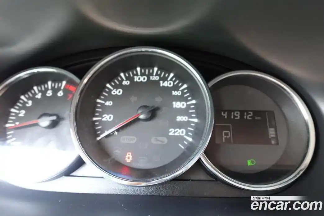 Renault SM3 2011 1.6 Автомат в Москве № 647290, фото 8