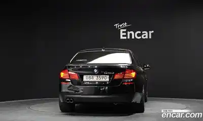 BMW 5-Series 2016 2.0 Автомат в Москве № 648628, миниатюра 4