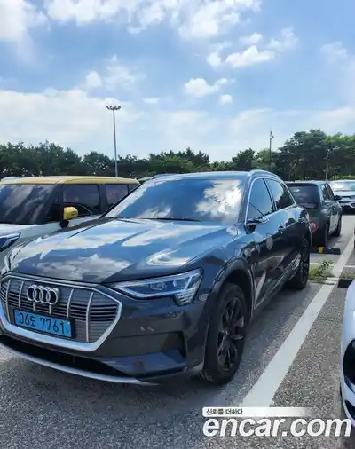 Audi e-tron, 2020