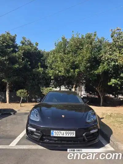 Porsche Panamera, 2018