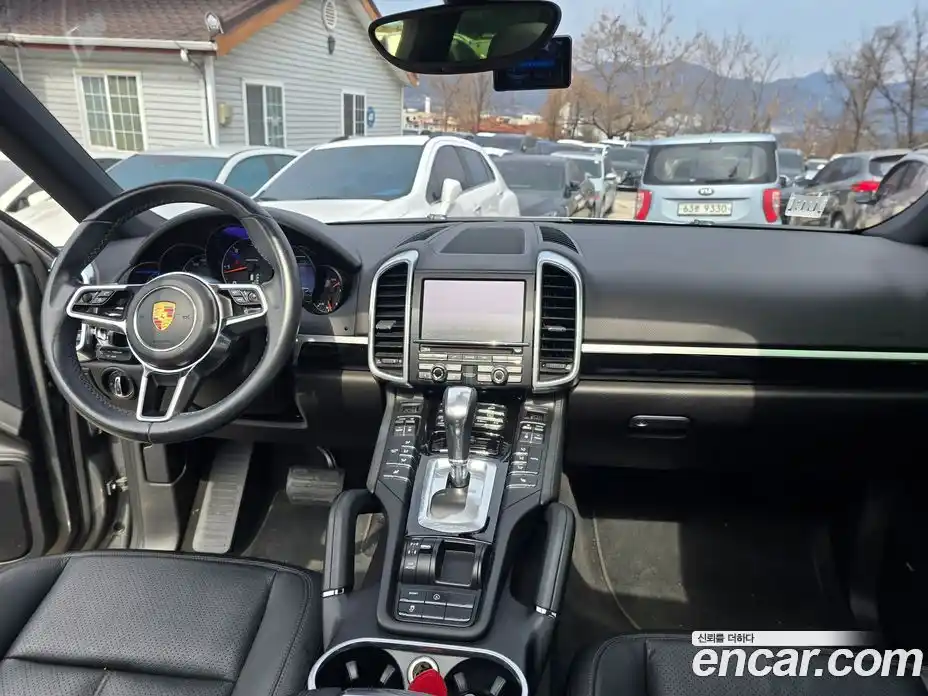 Porsche Cayenne 2015 3.0 Автомат в Москве № 651548, фото 13