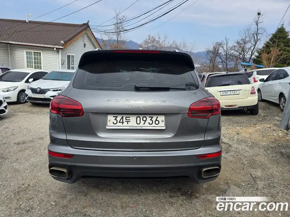 Porsche Cayenne 2015 3.0 Автомат в Москве № 651548, фото 6