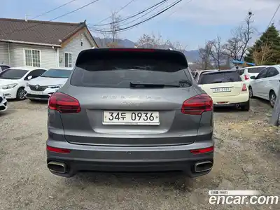 Porsche Cayenne 2015 3.0 Автомат в Москве № 651548, миниатюра 6