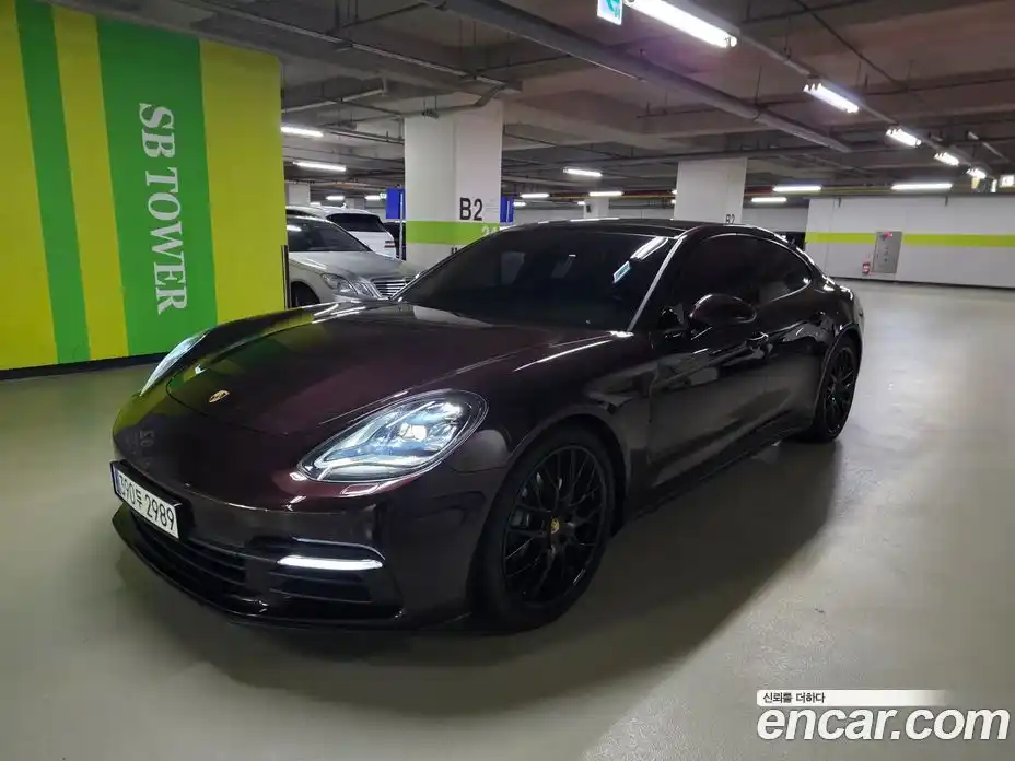Porsche Panamera 2018 3.0 Автомат в Москве № 651597, фото 3