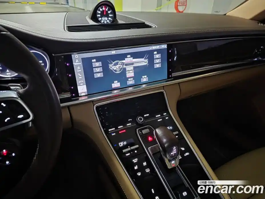 Porsche Panamera 2018 3.0 Автомат в Москве № 651597, фото 9