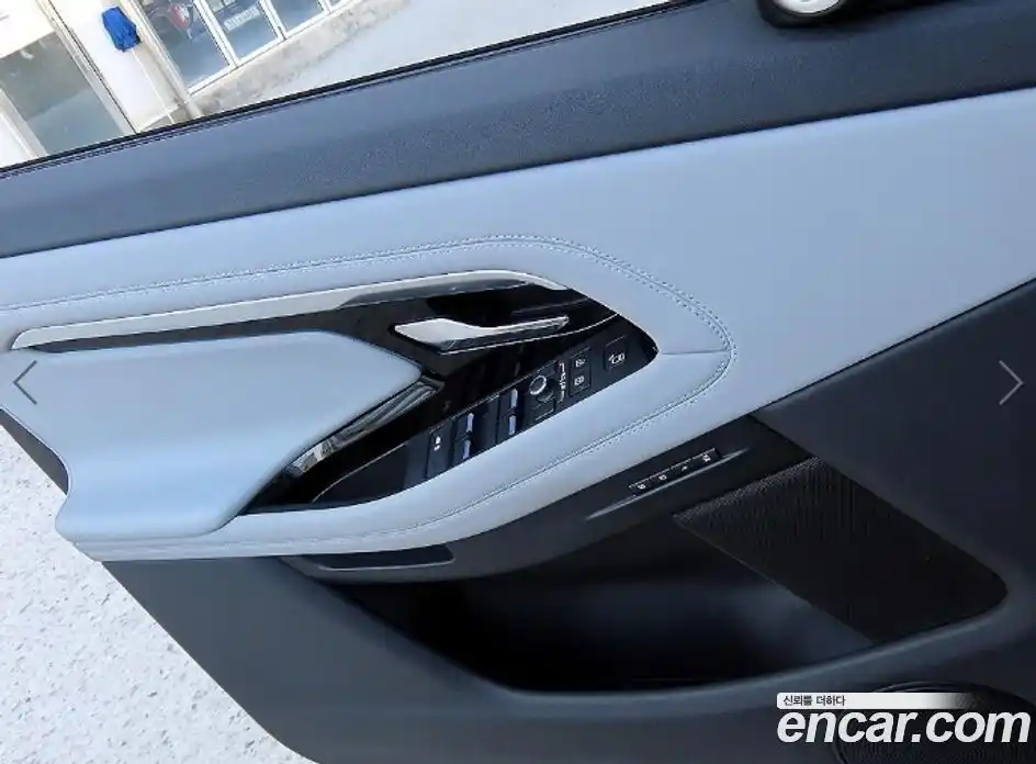 Land Rover Range-Rover Evoque 2021 2.0 Автомат в Москве № 651938, фото 11