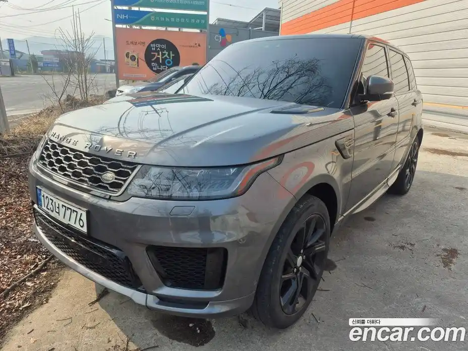 Land Rover Range-Rover Sport 2018 3.0 Автомат в Москве № 651949, фото 3