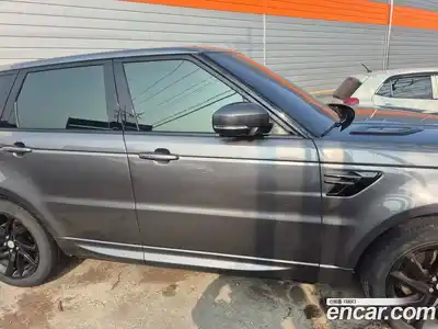 Land Rover Range-Rover Sport 2018 3.0 Автомат в Москве № 651949, миниатюра 4