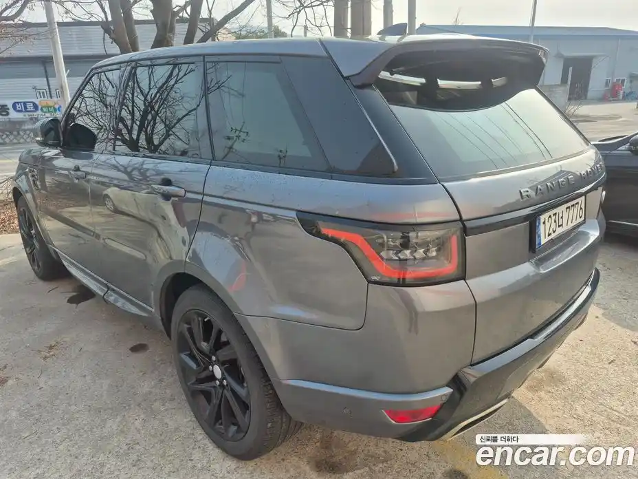 Land Rover Range-Rover Sport 2018 3.0 Автомат в Москве № 651949, фото 6