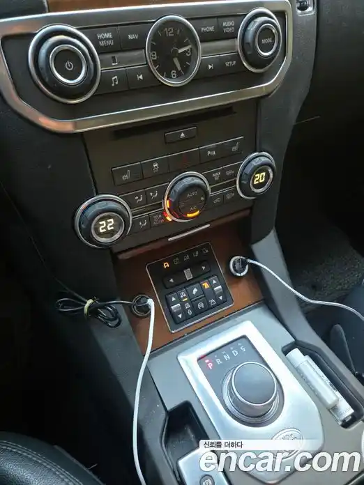 Land Rover Discovery 2015 3.0 Автомат в Москве № 652008, фото 11