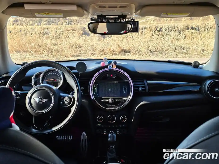 Mini Cooper 2017 1.5 Автомат в Москве № 652176, фото 12