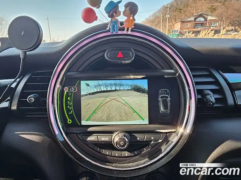 Mini Cooper 2017 1.5 Автомат в Москве № 652176, фото 14