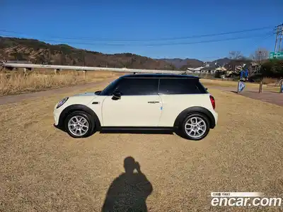 Mini Cooper 2017 1.5 Автомат в Москве № 652176, миниатюра 4