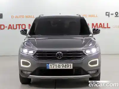 Volkswagen T-Roc 2022 2.0 Автомат в Москве № 652564, миниатюра 3