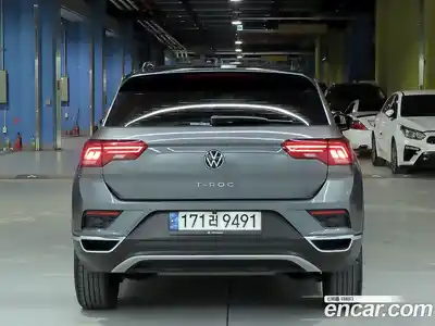Volkswagen T-Roc 2022 2.0 Автомат в Москве № 652564, миниатюра 4