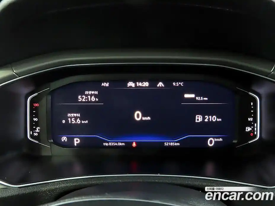 Volkswagen T-Roc 2022 2.0 Автомат в Москве № 652564, фото 8