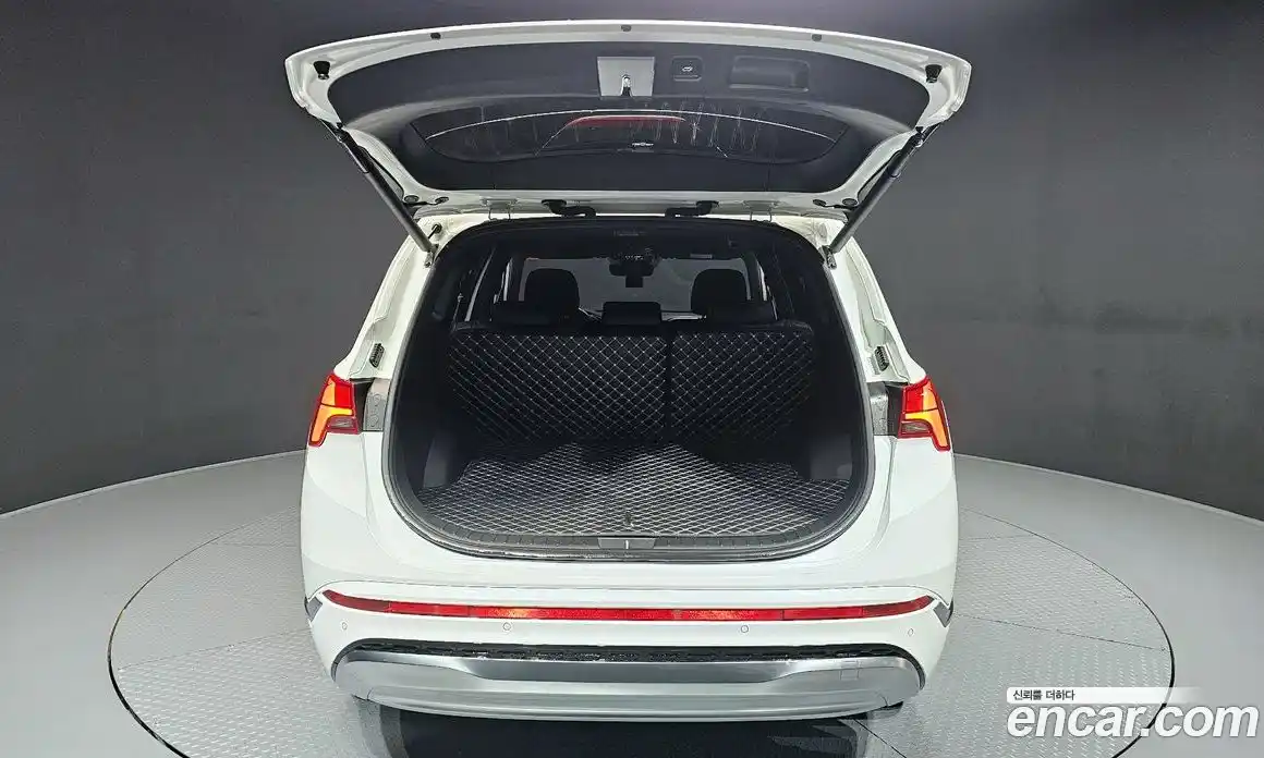 Hyundai Santa Fe 2021 2.2 Автомат в Москве № 670094, фото 20