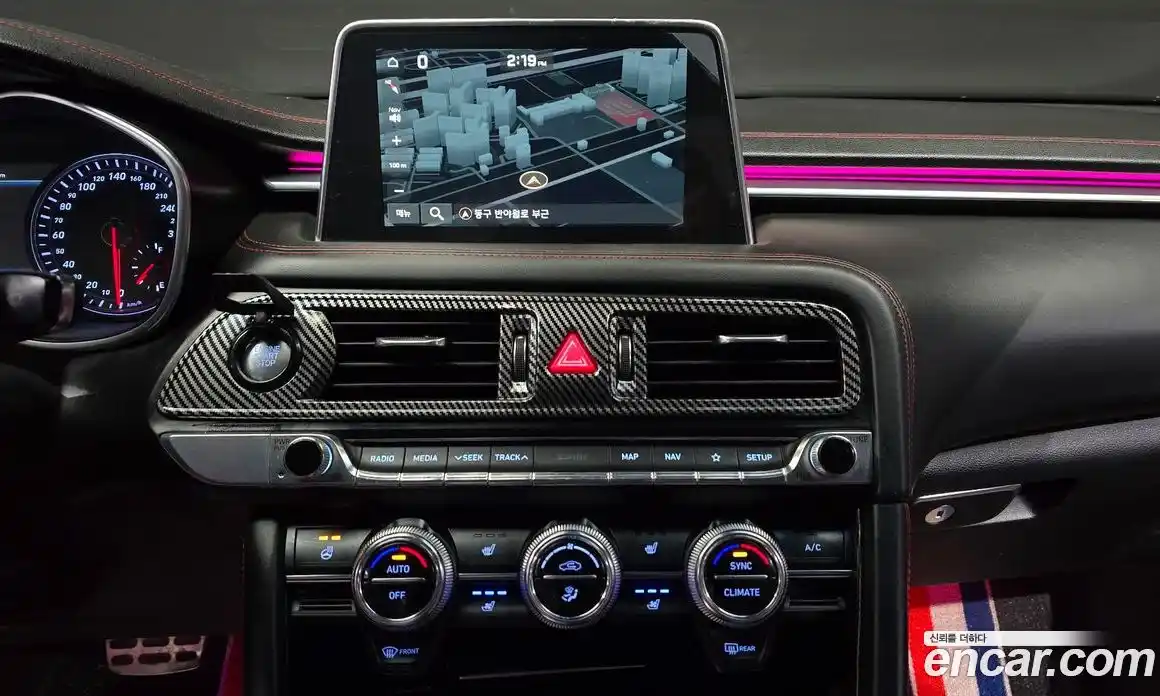 Genesis G70 2018 2.0 Автомат в Москве № 671625, фото 15