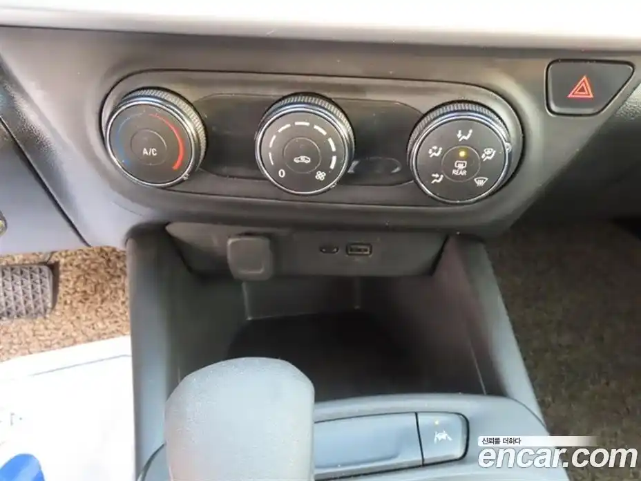 Chevrolet Trax 2024 1.2 Автомат в Москве № 673670, фото 15