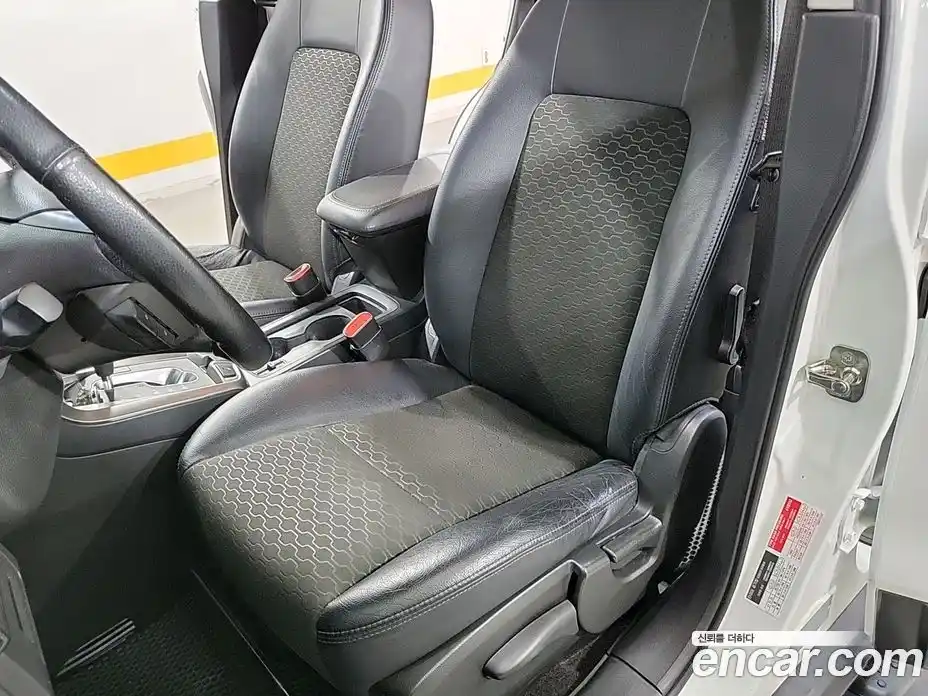 Chevrolet Captiva 2013 2.0 Автомат в Москве № 673699, фото 13