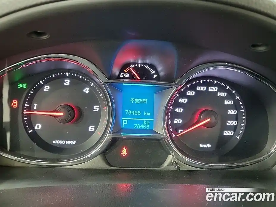 Chevrolet Captiva 2013 2.0 Автомат в Москве № 673699, фото 6