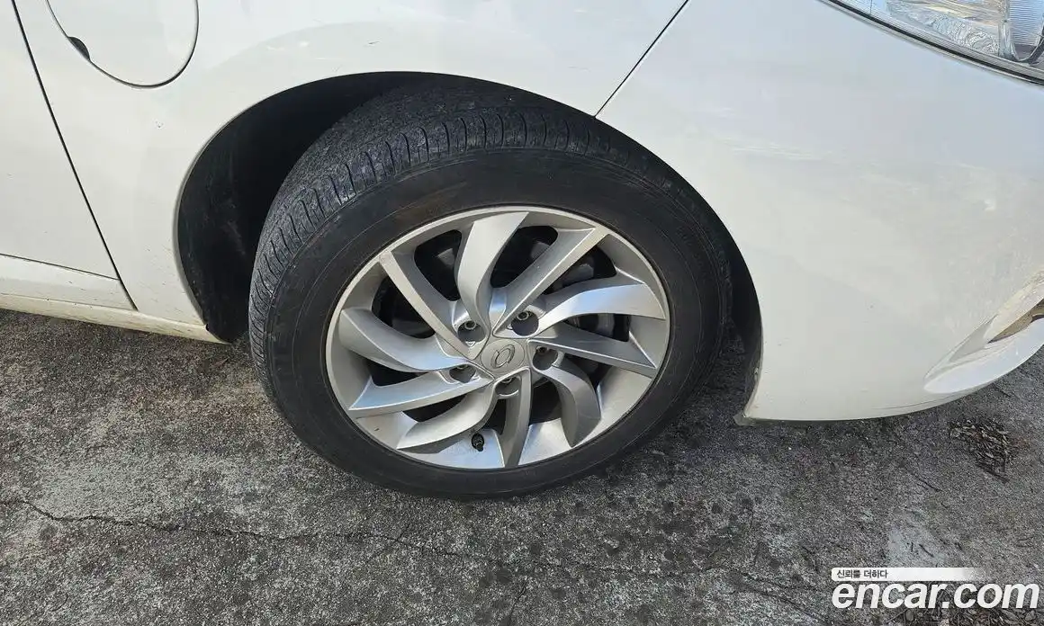 Renault SM3 2016 Автомат в Москве № 674209, фото 5