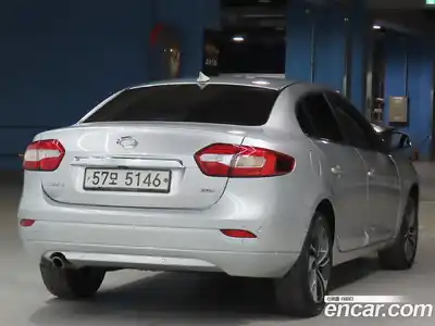 Renault SM3 2018 1.6 Автомат в Москве № 674263, миниатюра 4