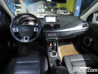 Renault SM3 2018 1.6 Автомат в Москве № 674263, миниатюра 5