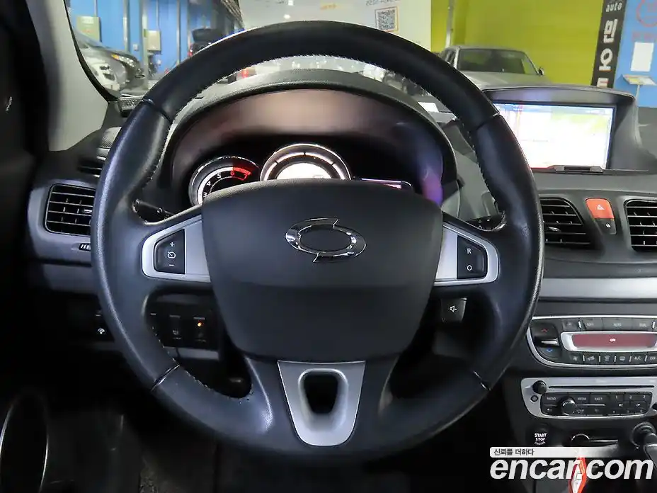 Renault SM3 2018 1.6 Автомат в Москве № 674263, фото 8