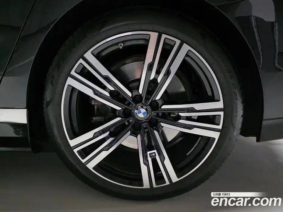 BMW i7 2024 Автомат в Москве № 674658, фото 12