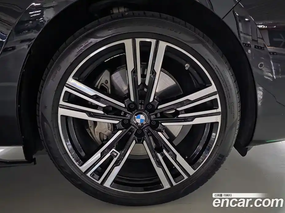 BMW i7 2024 Автомат в Москве № 674658, фото 10