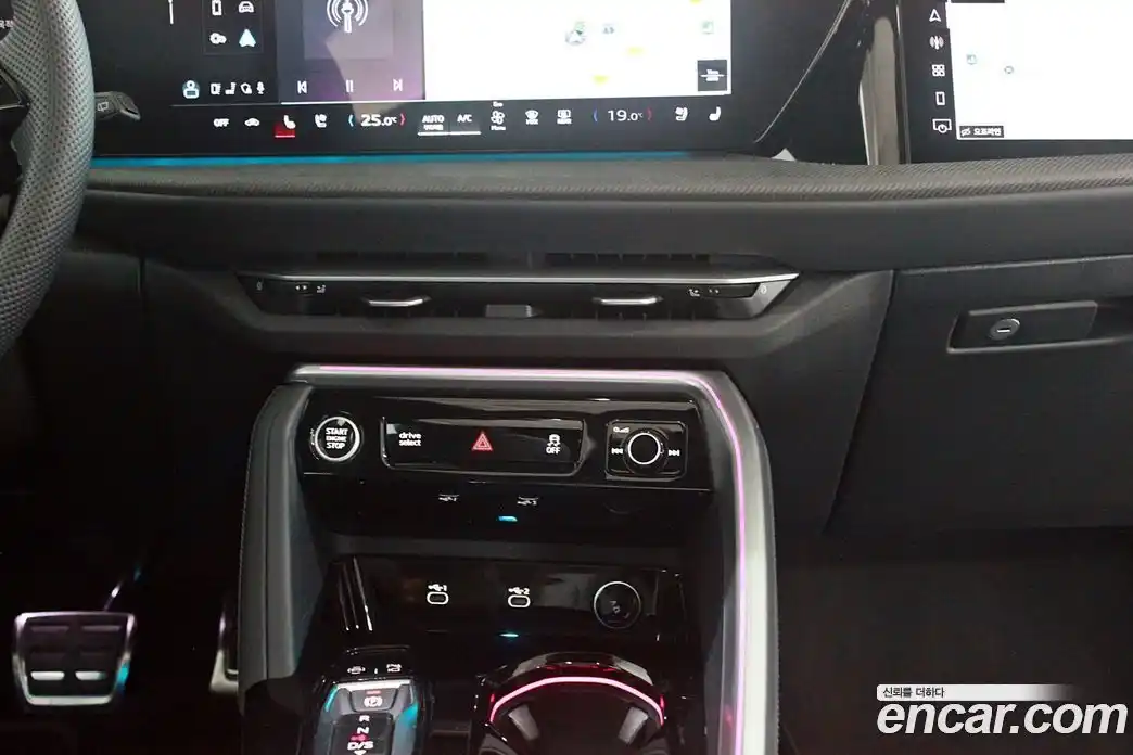 Audi Q5 2025 2.0 Автомат в Москве № 678520, фото 14