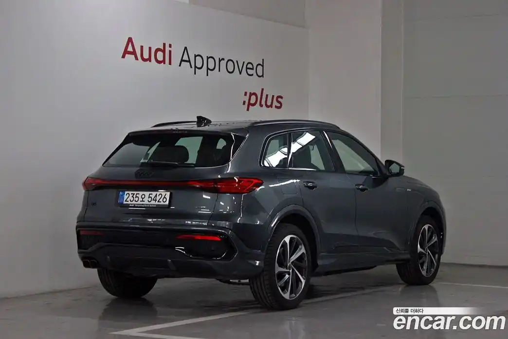 Audi Q5 2025 2.0 Автомат в Москве № 678520, фото 2