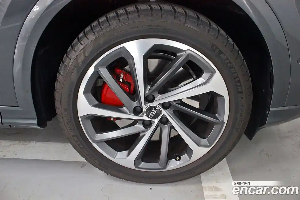 Audi Q5 2025 2.0 Автомат в Москве № 678520, фото 5