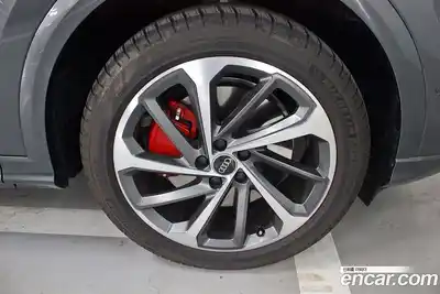 Audi Q5 2025 2.0 Автомат в Москве № 678520, миниатюра 5