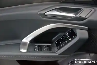 Audi Q5 2025 2.0 Автомат в Москве № 678520, миниатюра 10