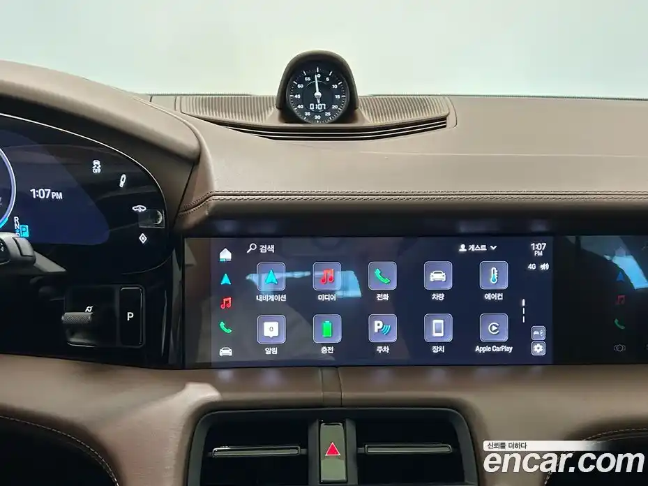 Porsche Taycan 2025 0.1 Автомат в Москве № 679363, фото 16