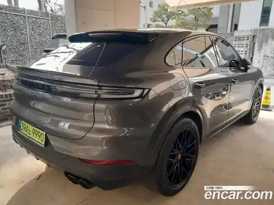 Porsche Cayenne 2024 3.0 Автомат в Москве № 679389, миниатюра 5