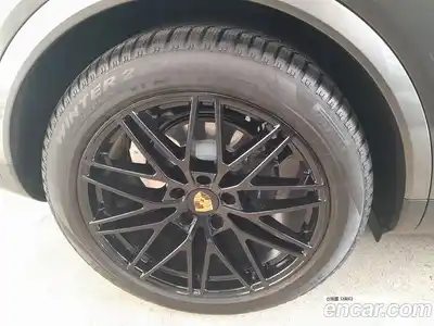 Porsche Cayenne 2024 3.0 Автомат в Москве № 679389, миниатюра 6